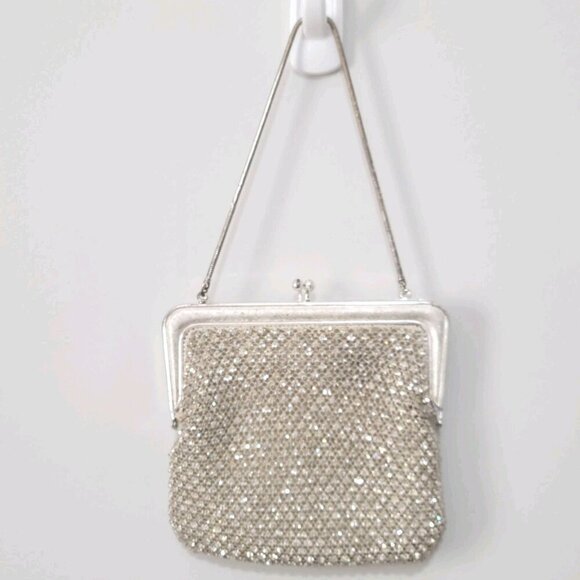 Vintage Formal Evening Bag Silver Rhinestones Kiss Lock Chain - Picture 1 of 6